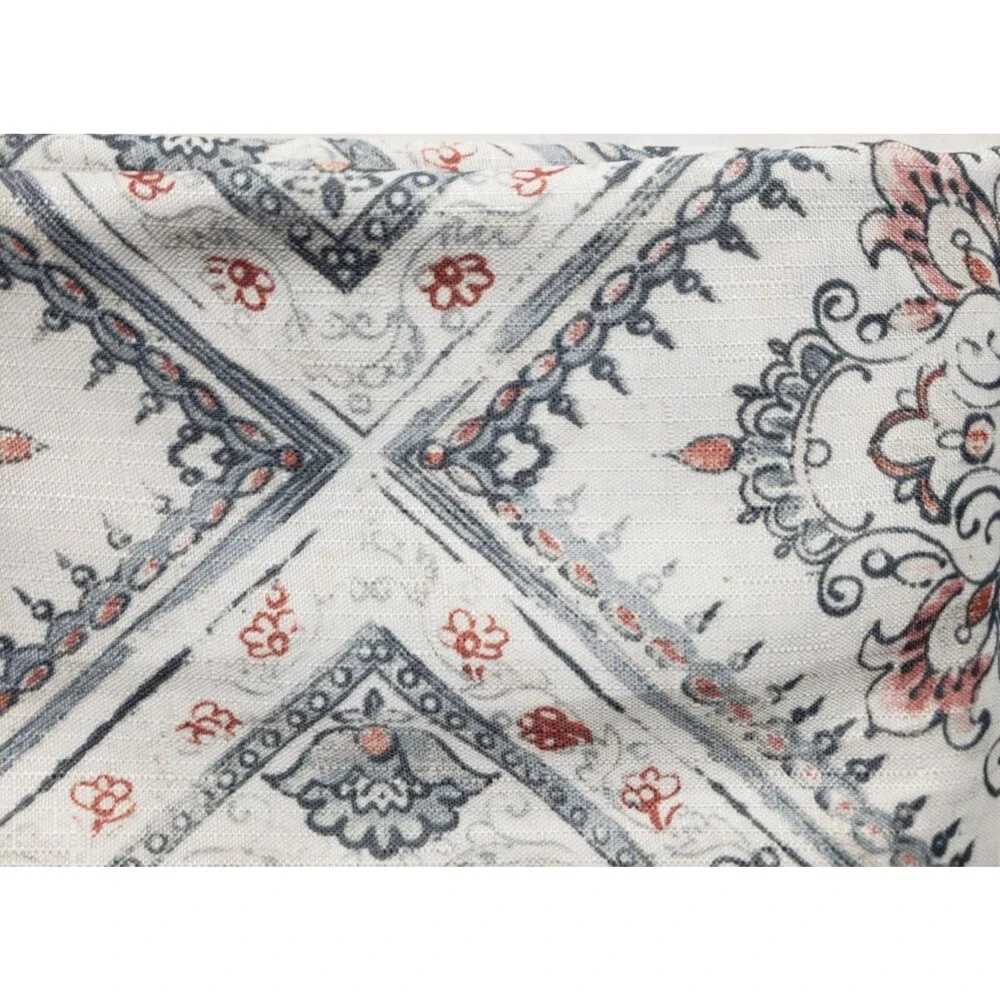 Printed Textured Tablecloth 60